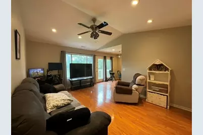 215 Brett Circle #C, Wauconda, IL 60084 - Photo 3