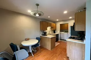 215 Brett Cir, Wauconda, IL 60084 - Photo 7