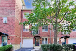 3259 N Bay Ct, Chicago, IL 60618 - Photo 1