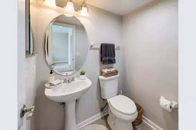 3259 N Bay Court, Chicago, IL 60618 - Photo 5