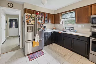 102 Lamar Dr, Salem, IL 62881 - Photo 15