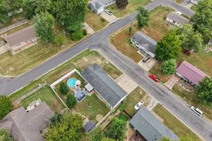 102 Lamar Dr, Salem, IL 62881 - Photo 41
