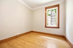 1639 W Rascher Ave, Chicago, IL 60640 - Photo 13