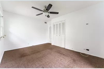212 Wellington Avenue, Elk Grove Village, IL 60007 - Photo 17