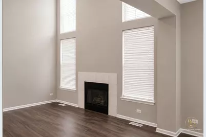 924 Havenshire Court #924, Naperville, IL 60565 - Photo 5