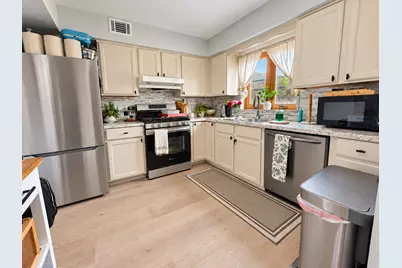 6743 W Irving Park Road #202, Chicago, IL 60634 - Photo 11