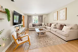 6743 W Irving Park Rd, Chicago, IL 60634 - Photo 3
