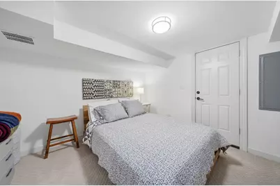 2240 N Karlov Avenue, Chicago, IL 60639 - Photo 39