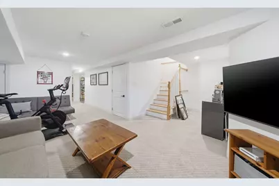2240 N Karlov Avenue, Chicago, IL 60639 - Photo 35