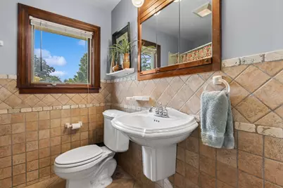 350 Homewood Avenue, Libertyville, IL 60048 - Photo 19