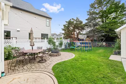 208 N Willow Road, Elmhurst, IL 60126 - Photo 31