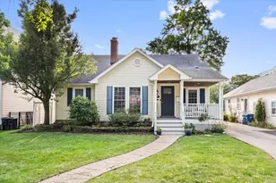 208 N Willow Rd, Elmhurst, IL 60126 - Photo 1