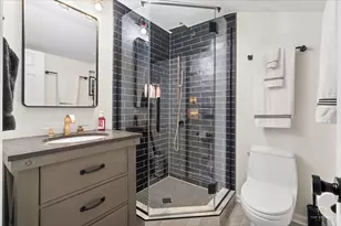 208 N Willow Rd, Elmhurst, IL 60126 - Photo 25