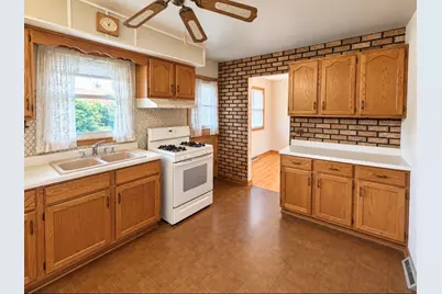 10321 Lacrosse Avenue, Oak Lawn, IL 60453 - Photo 5