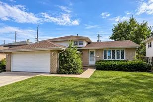 10321 Lacrosse Ave, Oak Lawn, IL 60453 - Photo 1