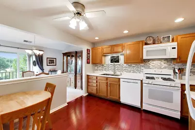 1012 Butternut Lane #D, Mount Prospect, IL 60056 - Photo 11