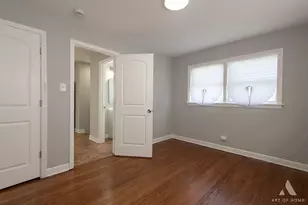 8810 S Euclid Ave, Chicago, IL 60617 - Photo 23