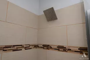 8810 S Euclid Ave, Chicago, IL 60617 - Photo 17
