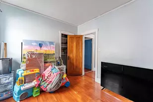 4947 W Deming Pl, Chicago, IL 60639 - Photo 11
