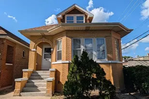 5214 W Schubert Ave, Chicago, IL 60639 - Photo 1