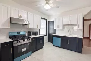 5214 W Schubert Ave, Chicago, IL 60639 - Photo 11