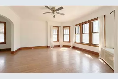 5214 W Schubert Avenue, Chicago, IL 60639 - Photo 5