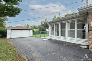 17633 Hillside Ave, Homewood, IL 60430 - Photo 3