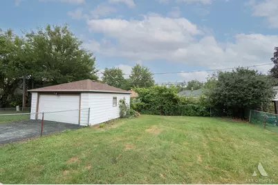 17633 Hillside Avenue, Homewood, IL 60430 - Photo 11