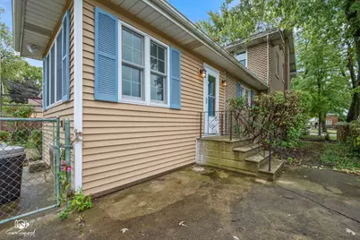 1295 Taylor Street, Joliet, IL 60435 - Photo 7