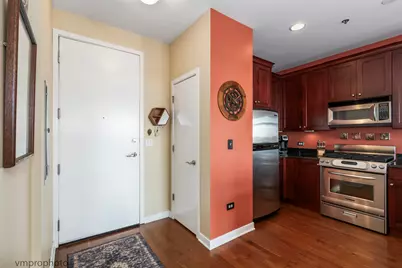24 W Station Street #413W, Palatine, IL 60067 - Photo 3