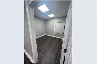 3925 75th Street #101B, Aurora, IL 60504 - Photo 5