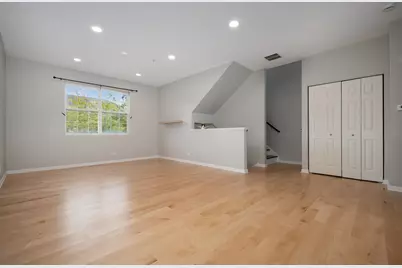 8602 Grove Street, Morton Grove, IL 60053 - Photo 3