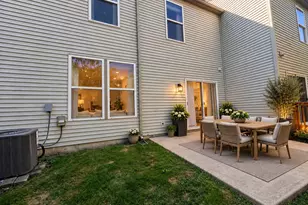485 Metropolitan St, Aurora, IL 60502 - Photo 21