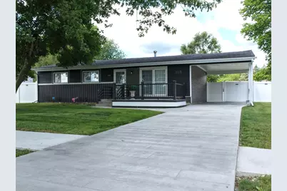 318 N Sunset Drive, Sun River Terrace, IL 60964 - Photo 1