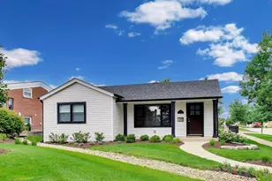 304 W Graham Ave, Lombard, IL 60148 - Photo 1