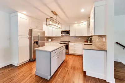 304 W Graham Avenue, Lombard, IL 60148 - Photo 9