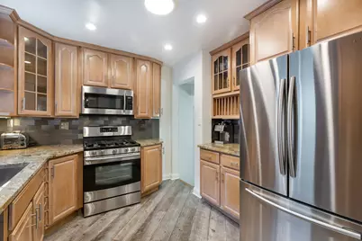 2140 Walnut Court, Glenview, IL 60025 - Photo 7