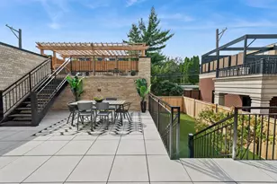 3630 N Janssen St, Chicago, IL 60613 - Photo 71