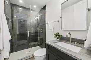 3630 N Janssen St, Chicago, IL 60613 - Photo 57