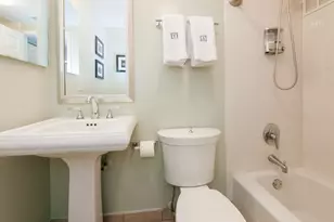 2140 N Lincoln Ave, Chicago, IL 60614 - Photo 3