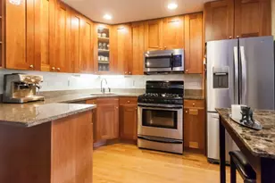 2140 N Lincoln Ave, Chicago, IL 60614 - Photo 5