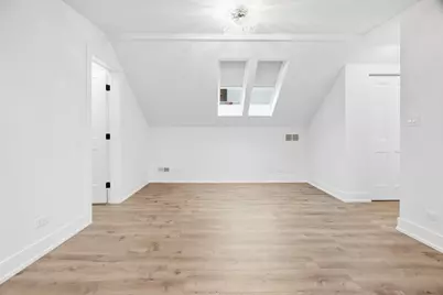 4437 N Marmora Avenue, Chicago, IL 60630 - Photo 17