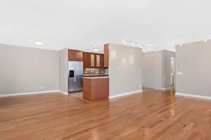 2500 N Lakeview Ave, Chicago, IL 60614 - Photo 7