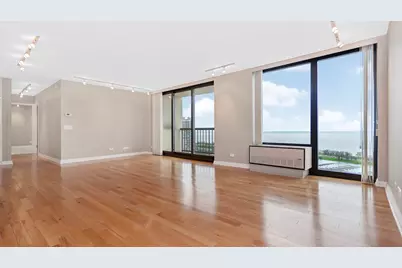 2500 N Lakeview Avenue #3002, Chicago, IL 60614 - Photo 5