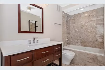 2500 N Lakeview Avenue #3002, Chicago, IL 60614 - Photo 15