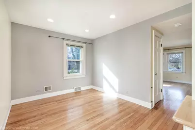 1748 Lunt Avenue, Des Plaines, IL 60018 - Photo 5