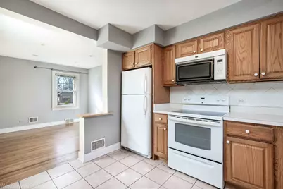 1748 Lunt Avenue, Des Plaines, IL 60018 - Photo 3
