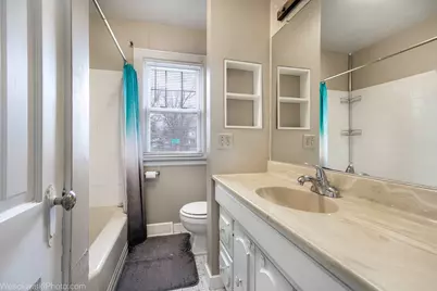 1748 Lunt Avenue, Des Plaines, IL 60018 - Photo 11