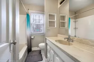 1748 Lunt Ave, Des Plaines, IL 60018 - Photo 11