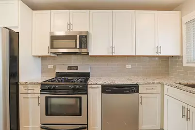 485 Esselen Court, Carol Stream, IL 60188 - Photo 13